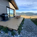 Artik Avec Vue A 180 Degres Et Piscine