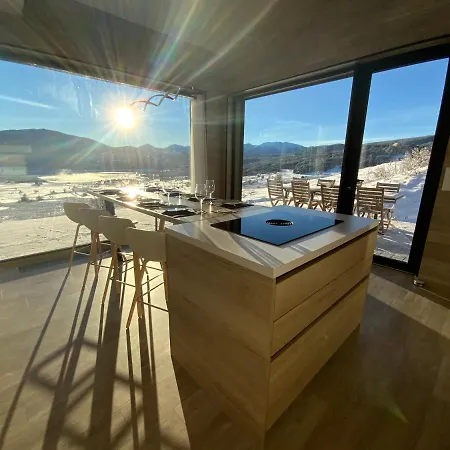 Artik Avec Vue A 180 Degres Et Piscine Alpehytte *