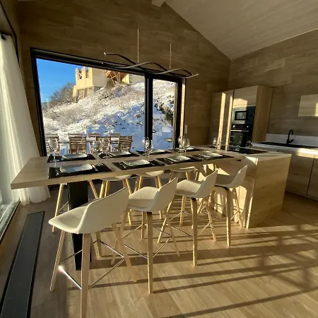 木屋 Artik Avec Vue A 180 Degres Et Piscine 安格勒