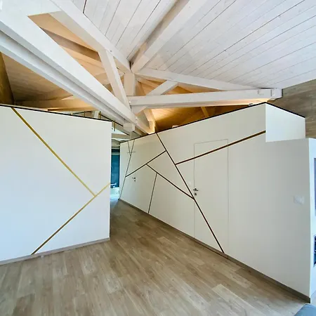 Artik Avec Vue A 180 Degres Et Piscine 木屋 安格勒