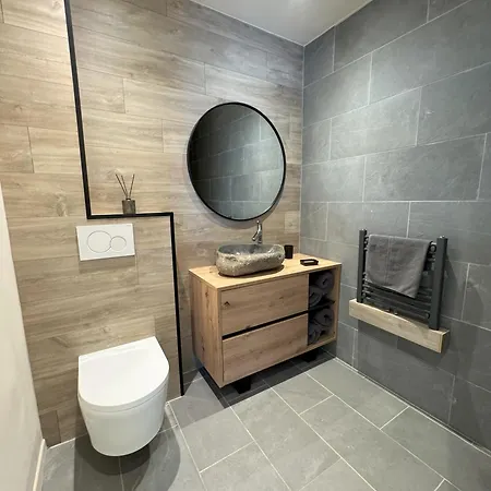 木屋 Artik Avec Vue A 180 Degres Et Piscine *