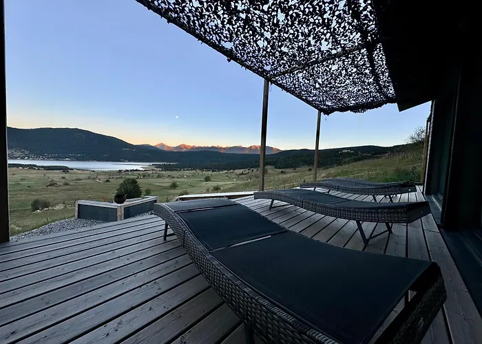 Artik Avec Vue A 180 Degres Et Piscine *