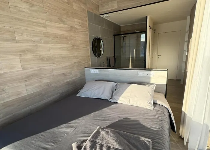 Chalet Artik Avec Vue A 180 Degres Et Piscine *