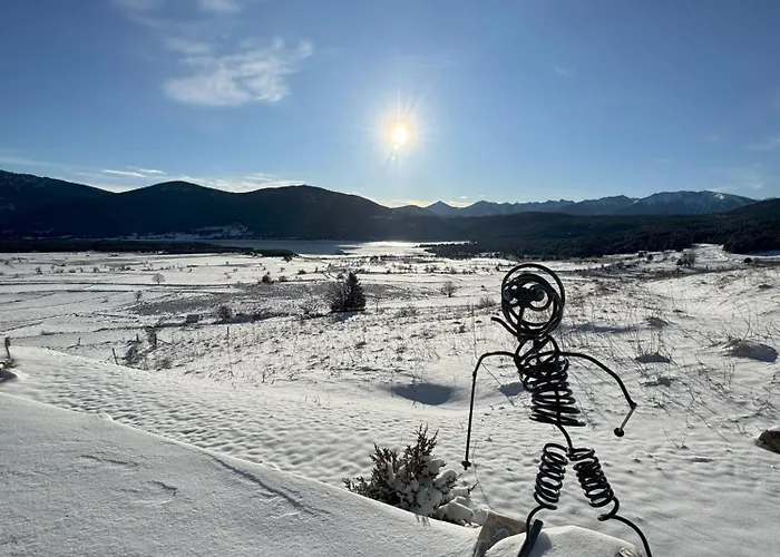 Artik Avec Vue A 180 Degres Et Piscine * Les Angles (Pyrenees-Orientales)